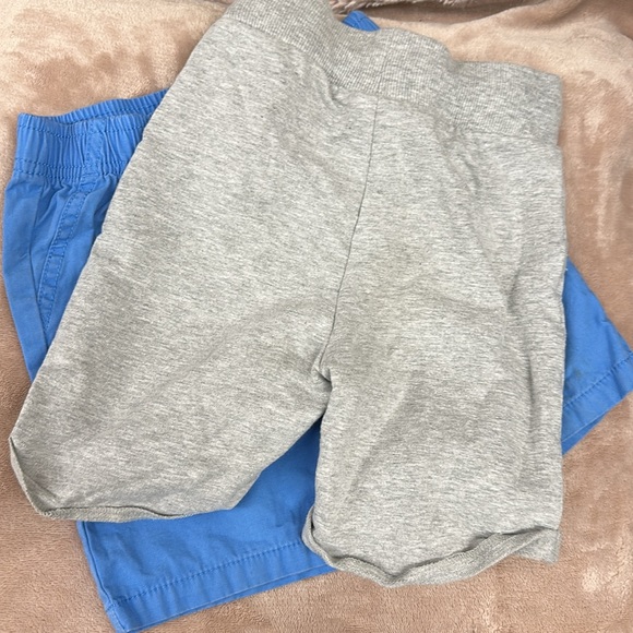 Boys Shorts - Picture 2 of 5